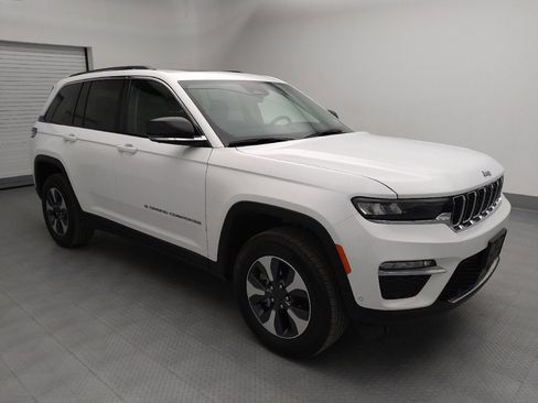 Used 2022 Jeep Grand Cherokee Limited 4xe w/ Luxury Tech Group II image 11