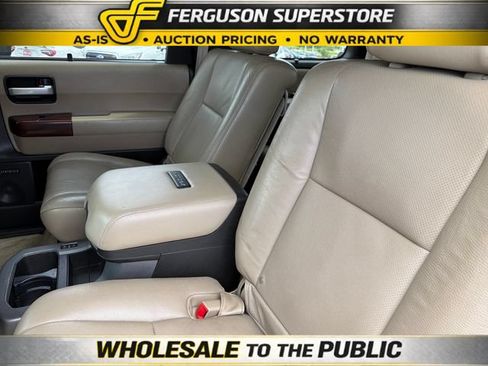 Used 2011 Toyota Sequoia Platinum AWD/4WD image 24