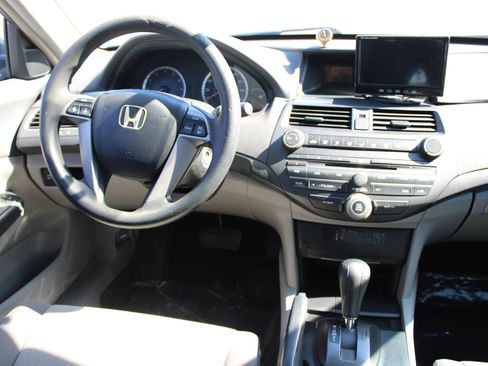 Used 2009 Honda Accord LX image 13