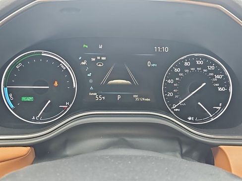 Used 2022 Toyota Avalon Limited image 18