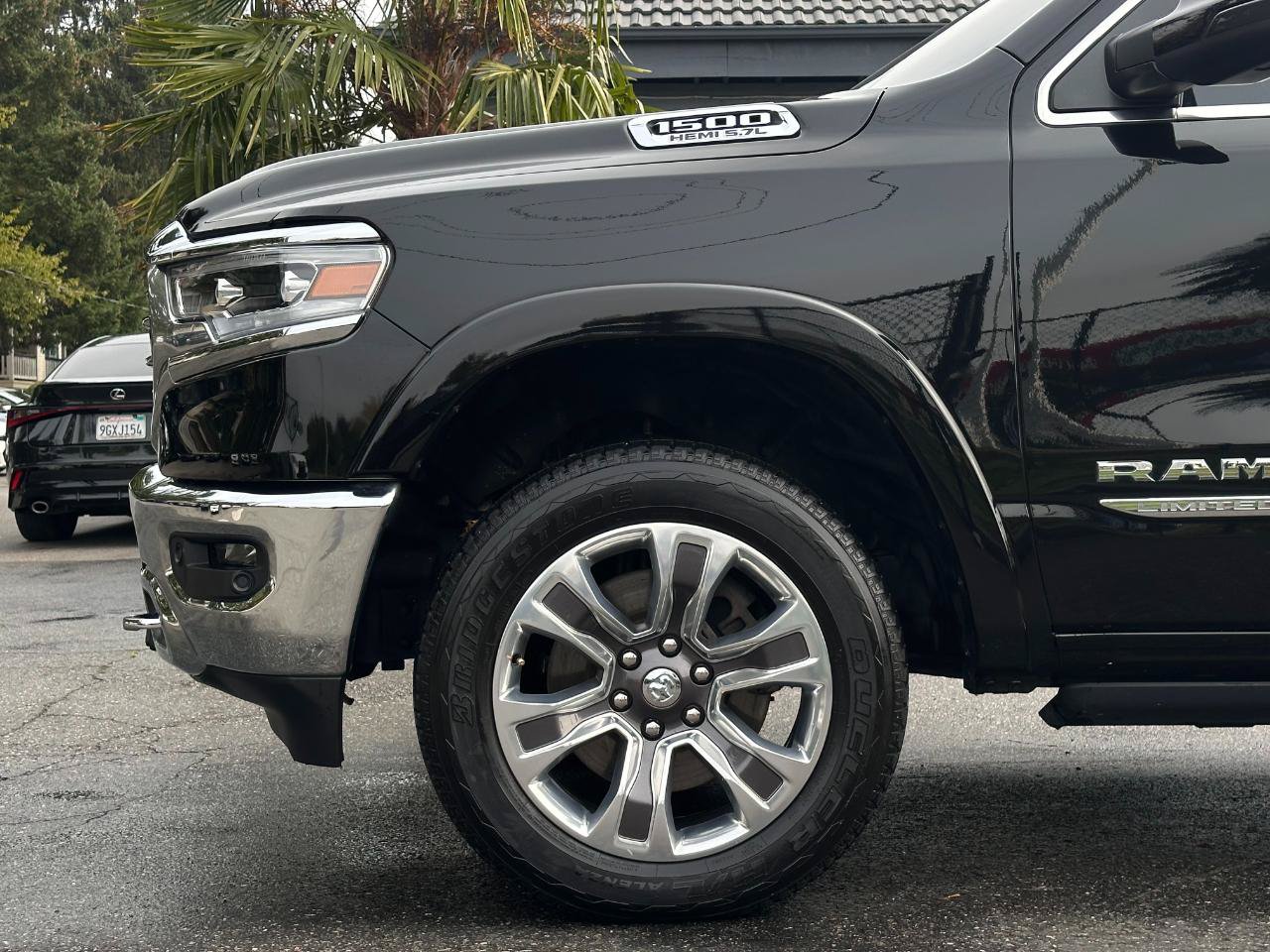 Used 2022 RAM 1500 Limited AWD/4WD image 23