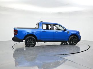 New 2026 Ford Maverick Lariat w/ Black Appearance Package AWD/4WD video 3