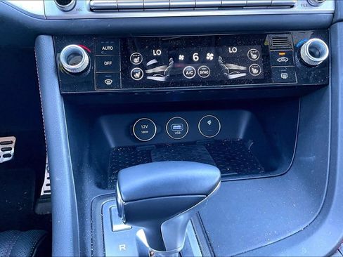 Used 2024 Genesis G70 3.3T Advanced RWD image 12