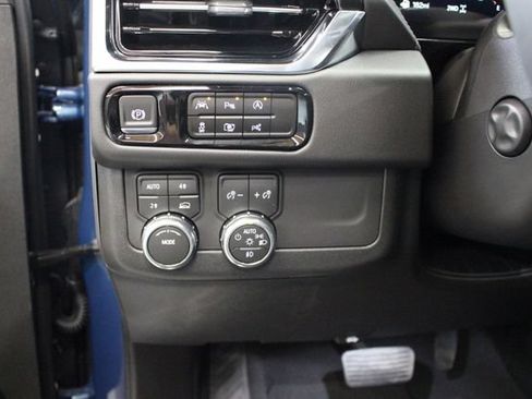 Used 2026 GMC Yukon XL Denali w/ Sun & Power Step Package AWD/4WD image 45