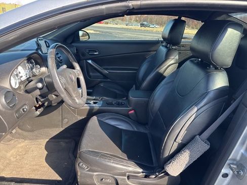 Used 2009 Pontiac G6 GT w/ Premium Package image 7