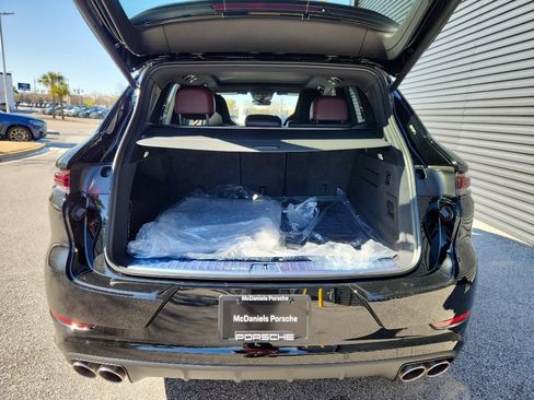 New 2026 Porsche Cayenne S image 47