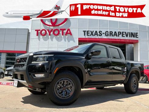 Used 2026 Nissan Frontier PRO-4X AWD/4WD image 1
