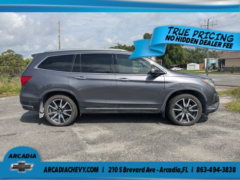 Used 2019 Honda Pilot Touring image 3