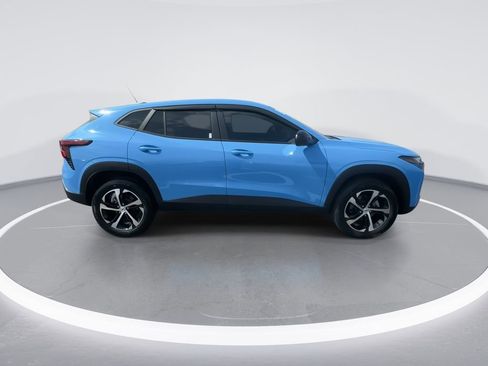 Used 2024 Chevrolet Trax RS image 9