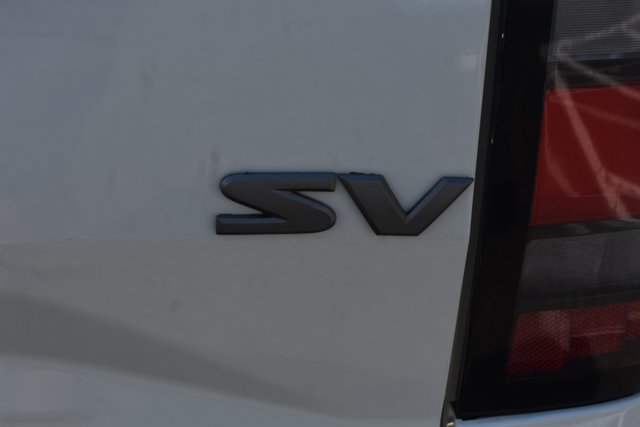 Used 2024 Nissan Frontier SV RWD image 7