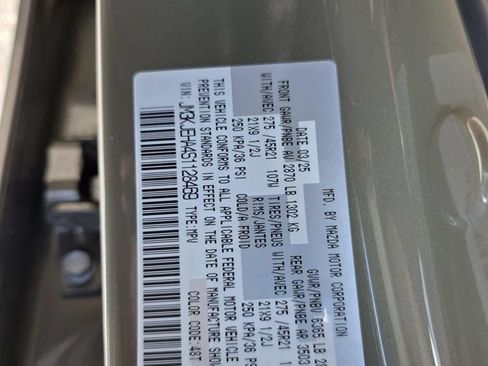 Certified 2025 MAZDA CX-70 Plug-In Hybrid w/ Premium Plus AWD/4WD image 12