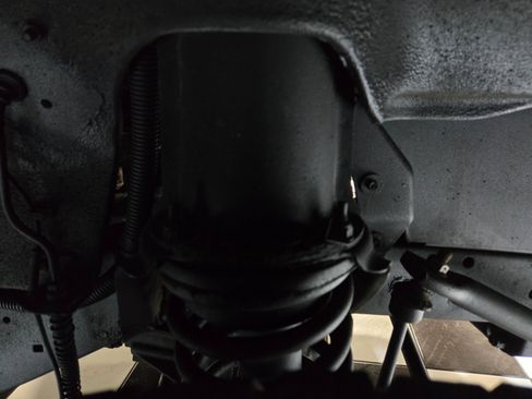 Used 2004 Land Rover Discovery SE image 47