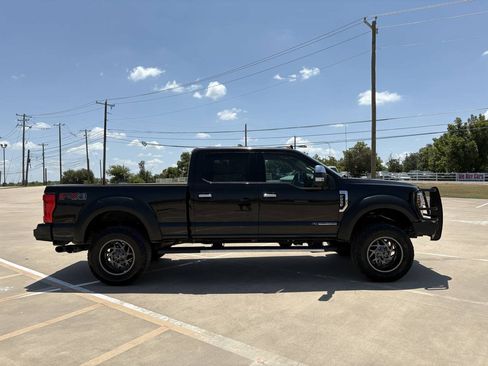 Used 2019 Ford F250 XLT w/ XLT Premium Package AWD/4WD image 7