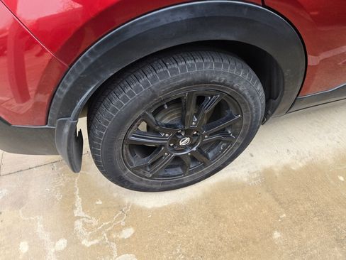 Used 2020 Nissan Kicks SR w/ SR Premium Package image 6