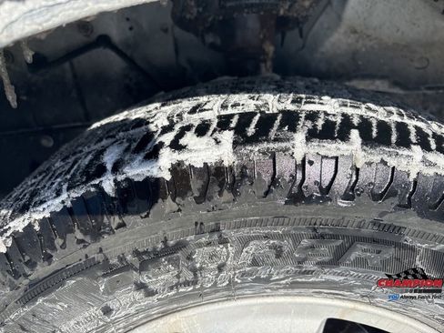 Used 2019 Ford Transit 350 XLT image 12