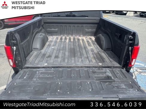 Used 2020 Ford F150 Lariat RWD image 12
