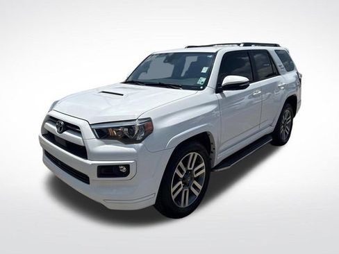 Used 2022 Toyota 4Runner TRD Sport w/ Technology Package RWD image 3