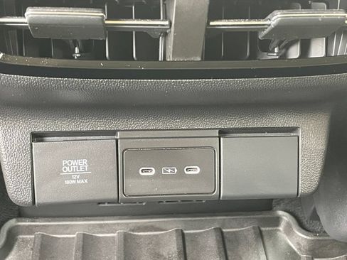 Used 2025 Acura MDX SH-AWD w/ Advance Package image 33