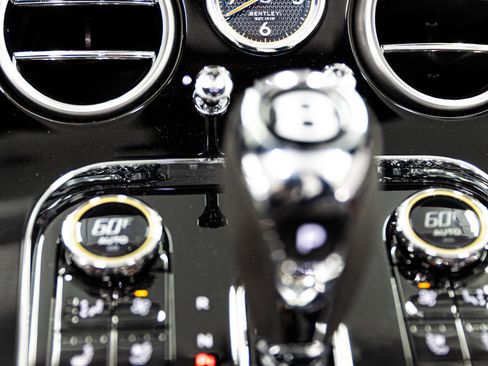 Used 2024 Bentley Continental GT Speed image 30