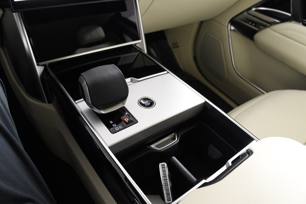 New 2026 Land Rover Range Rover SE AWD/4WD image 31