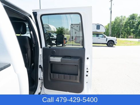 Used 2016 Ford F250 Lariat w/ Lariat Ultimate Package AWD/4WD image 16