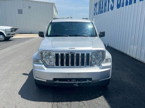 Used 2012 Jeep Liberty Sport AWD/4WD image 4