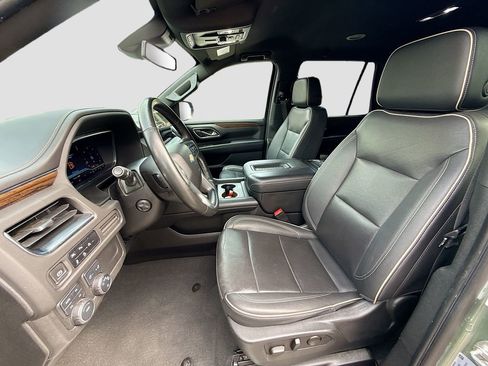 Used 2023 Chevrolet Tahoe Premier AWD/4WD image 22