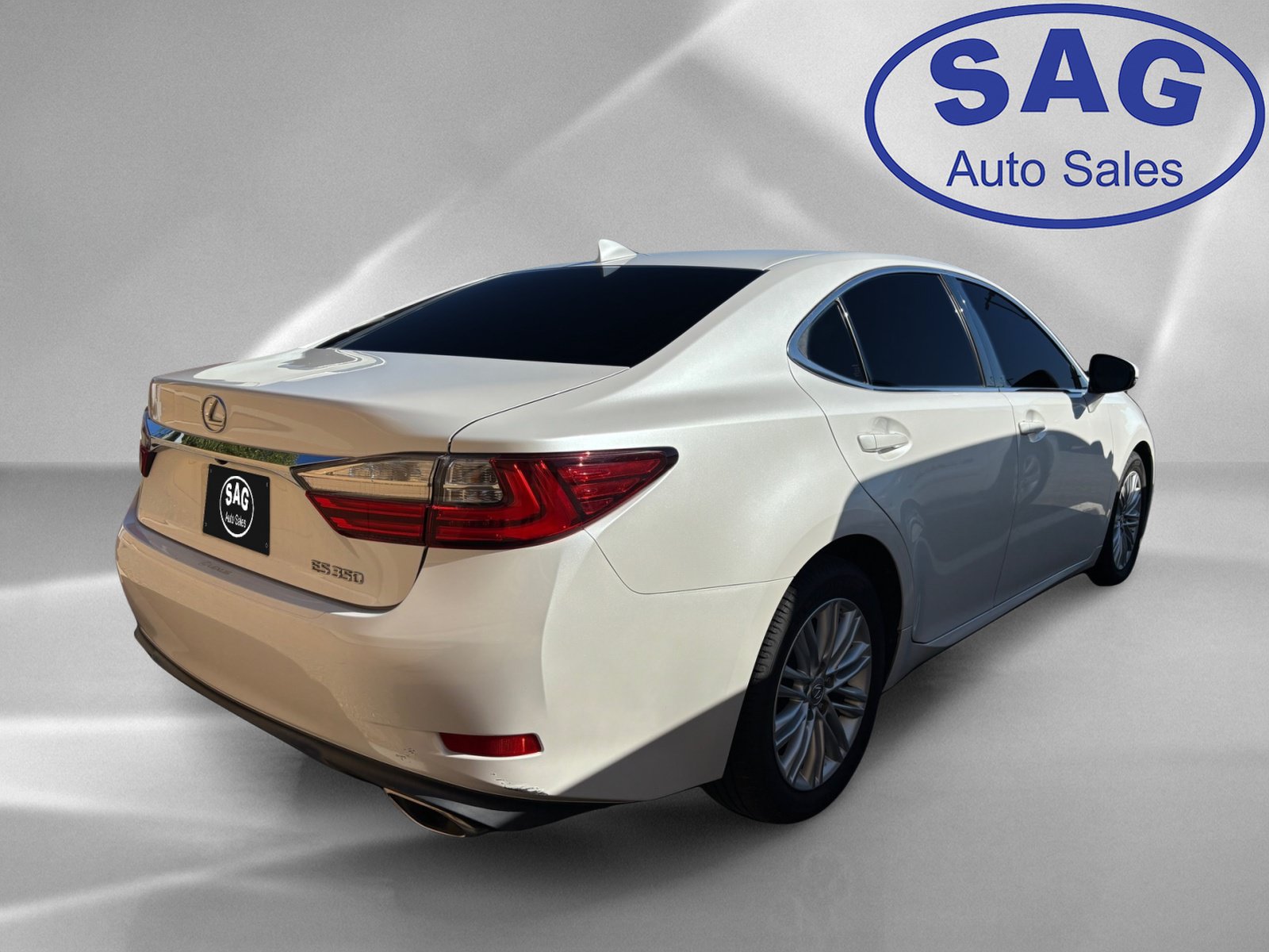 Used 2018 Lexus ES 350 w/ Accessory Package 2 FWD image 3