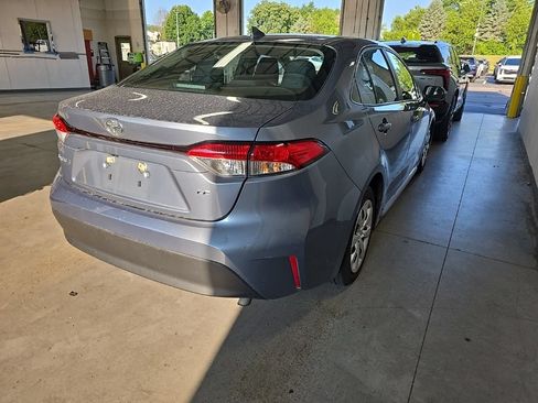 Used 2024 Toyota Corolla LE FWD image 4
