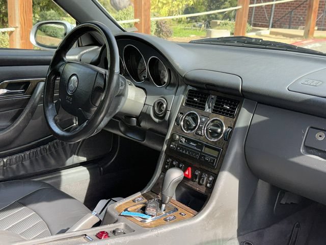 Used 2004 Mercedes-Benz SLK 32 AMG image 21
