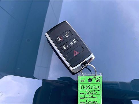 Used 2026 Land Rover Range Rover Evoque Dynamic SE image 14