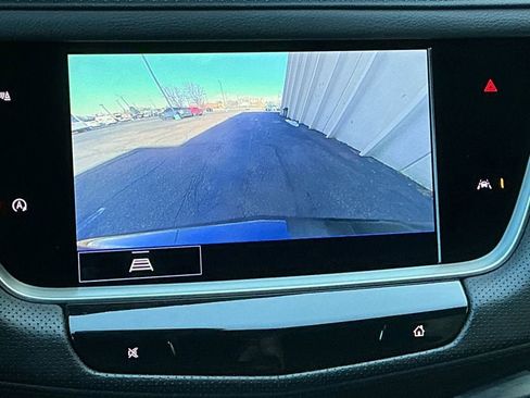 Used 2024 Cadillac XT6 Luxury w/ LPO, Floor Liner Package image 18