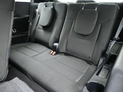 Certified 2023 Ford Explorer XLT RWD image 21