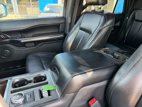 Used 2021 Ford Expedition XLT RWD image 38