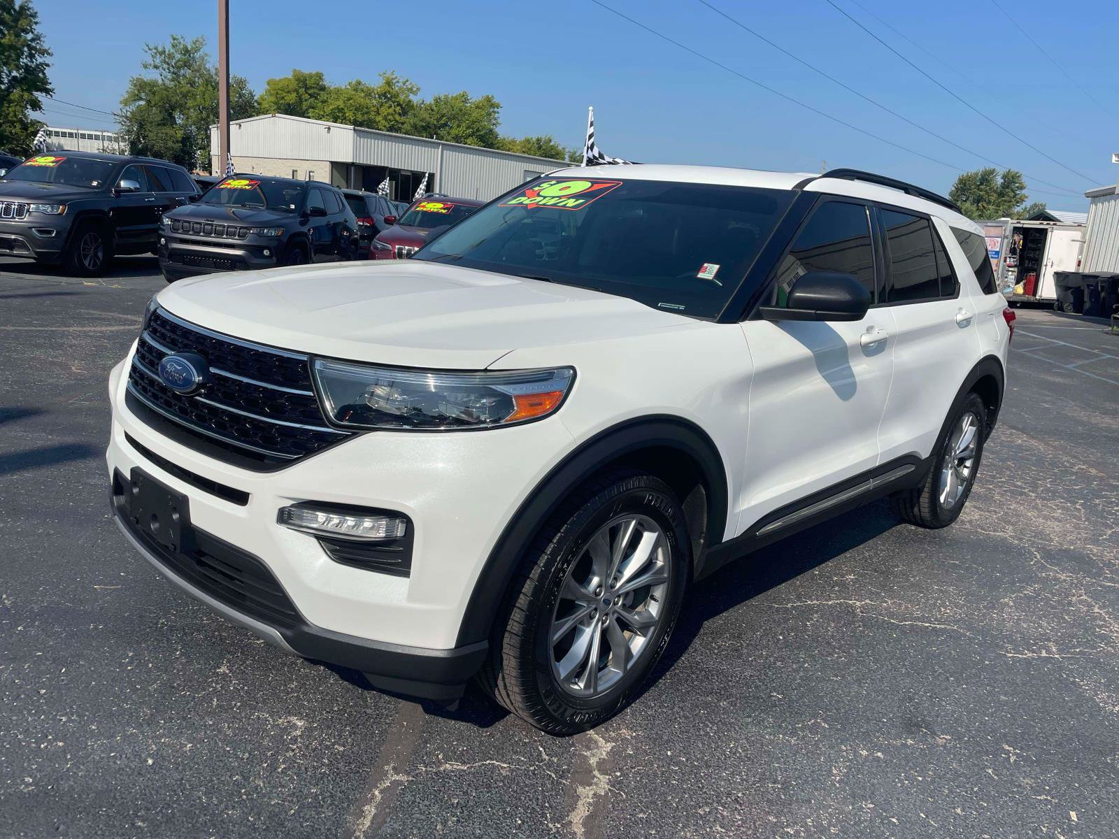 Used 2020 Ford Explorer XLT w/ Equipment Group 202A AWD/4WD image 3