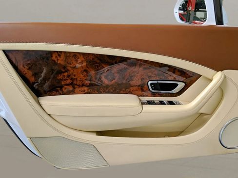 Used 2012 Bentley Continental GT image 29