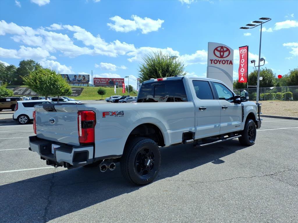 Used 2026 Ford F250 XL w/ STX Appearance Package AWD/4WD image 4