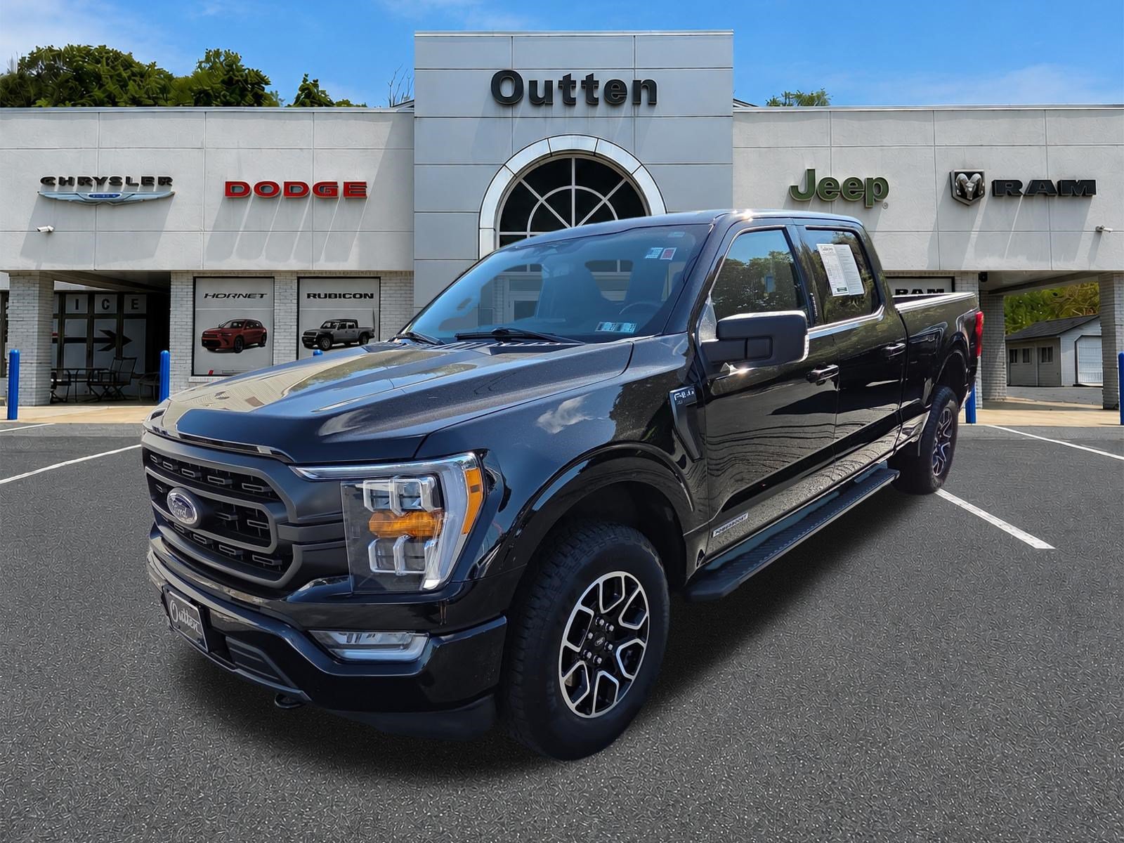 Used 2023 Ford F150 XLT w/ Equipment Group 302A High AWD/4WD image 8