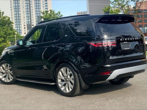 New 2026 Land Rover Discovery Limited Edition AWD/4WD image 12