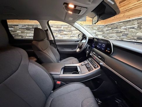 Certified 2022 Hyundai Palisade SE image 14