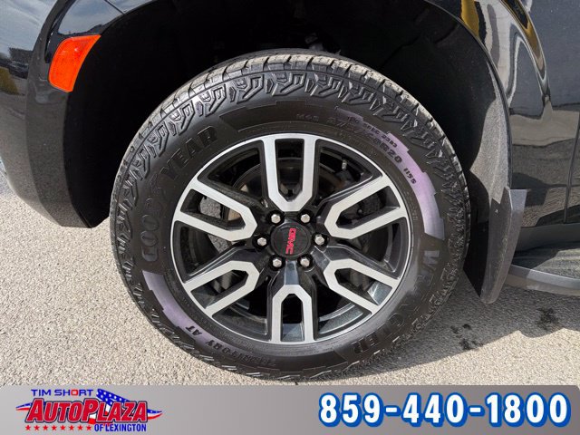 Used 2024 GMC Yukon AT4 w/ LPO, Floor Liner Package AWD/4WD image 13
