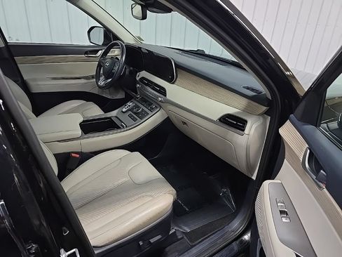 Used 2022 Hyundai Palisade SEL w/ 8P Bench Seat Package AWD/4WD image 16