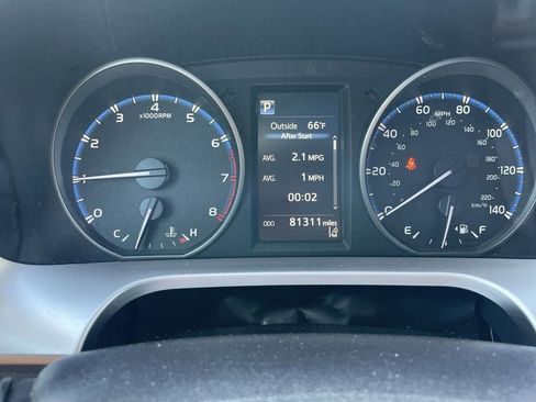 Used 2017 Toyota RAV4 XLE image 17