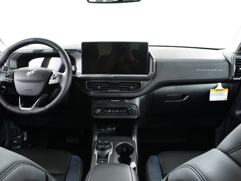 New 2026 Ford Bronco Sport Outer Banks w/ Outer Banks Tech Package+ AWD/4WD image 7