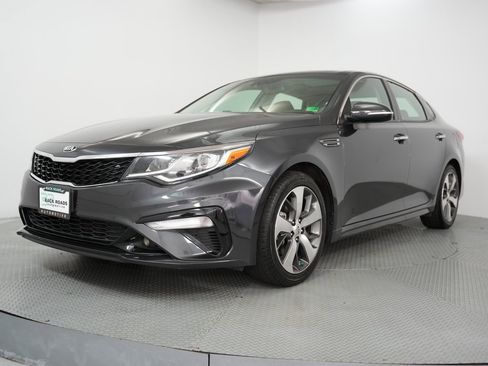 Used 2019 Kia Optima S w/ S Panoramic Sunroof Package image 3