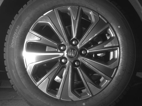 Used 2024 Buick Envision Preferred AWD/4WD image 13