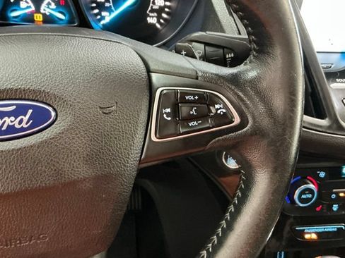 Used 2017 Ford Escape Titanium FWD image 28