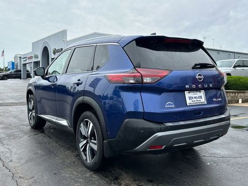 Used 2023 Nissan Rogue SL w/ SL Premium Package AWD/4WD image 3