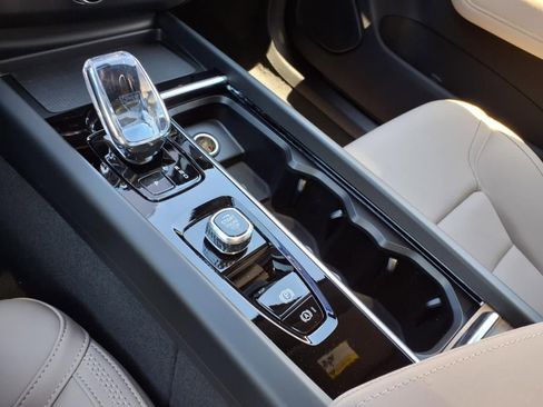 New 2026 Volvo XC60 B5 Core w/ Protection Package Premier image 14