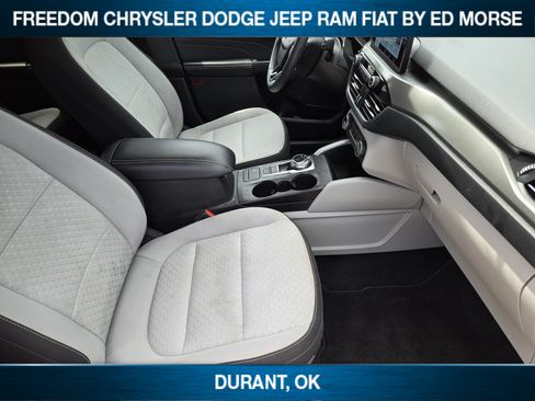 Used 2023 Ford Escape Active FWD image 9